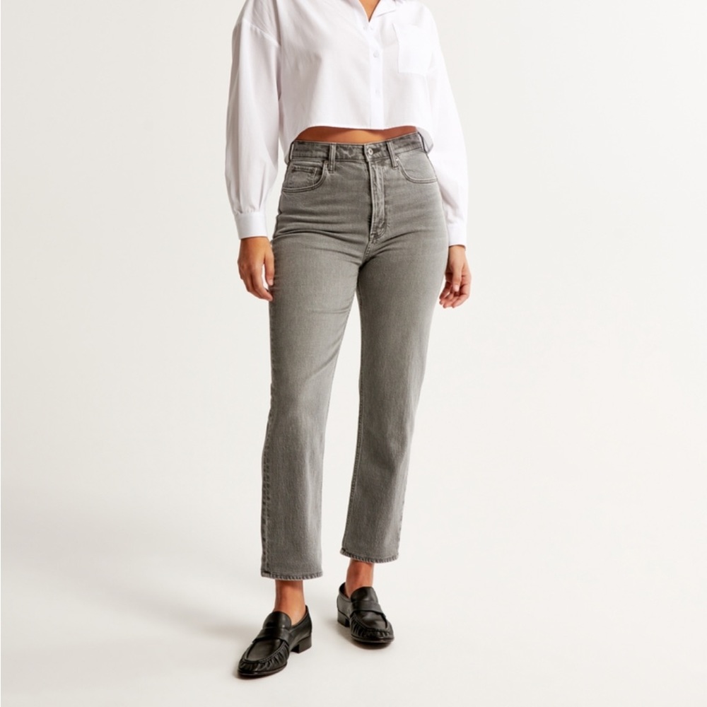 Abercrombie Ultra High Rise Ankle Straight